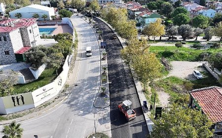 Urla’da iki caddeye yeni çehre
