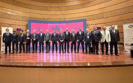 Başkan Altay Şam’da Düzenlenen 10. Uluslararası Dini Araştırmalar ve İnsan Sempozyumu’nda Konuştu: “İnşallah Sempozyumun 11.Sini Gazze’de, 12.Sini de Kudüs’te Yapmayı Rabbim Bize Göstersin”