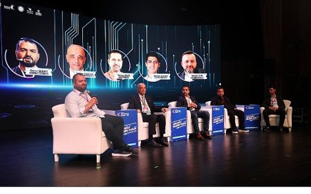 Bilişim Fuarı’nda sporun dijital dönüşümü konuşuldu