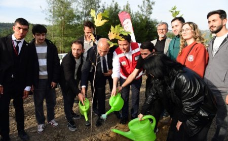 Osmangazi Belediyesi kitapları fidana dönüştürdü