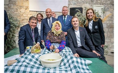 Başkan Tugay: Zeytinin geleceği için 5 stratejik adım atıyoruz