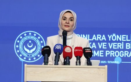 Bakan Göktaş: Kadınlar yapay zekâya dahil oldukça teknoloji daha adil olacak