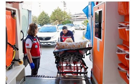 Burhaniye Belediyesi “Evde Bakım Hizmetleri” Devam Ediyor