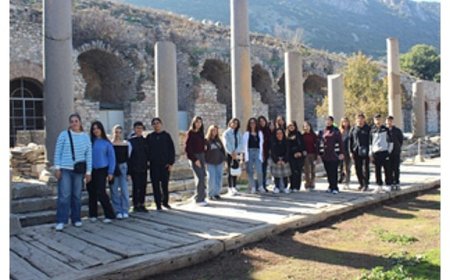 Büyükşehir’den öğrencilere tarih ve müzik molası