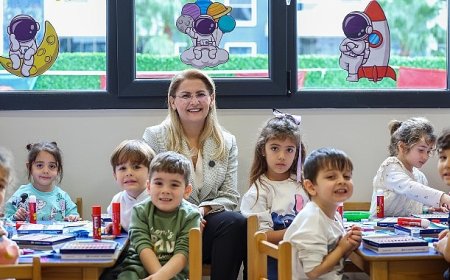 Bakırköy’de Muzaffer İzgü Gündüz Çocuk Bakımevi Açıldı