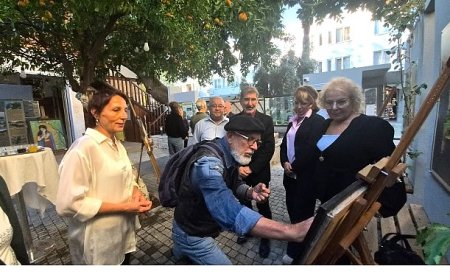 Başkan Topaloğlu resim sergisine katıldı