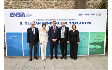 Başkan Tugay’dan sanayicilere yeşil dönüşüm çağrısı