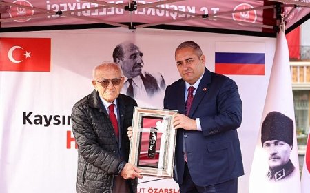 Kaysın Kuliyev’in Yeni Büstü Törenle Açıldı