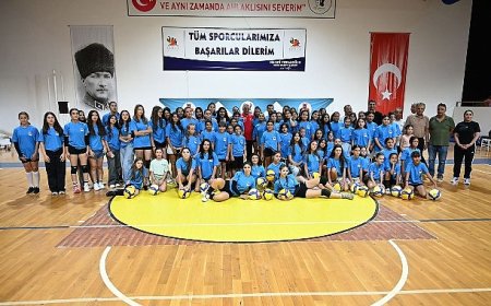 Kemer Belediyesi çocukları ve gençleri sporla buluşturuyor