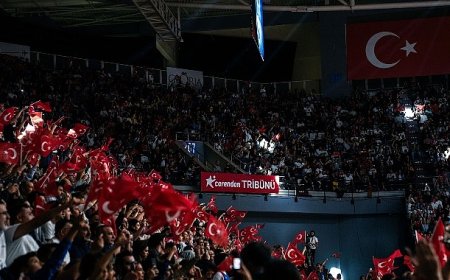 Anadolu Efes – FC Bayern Munich karşılaşması, Corendon Turizm Grubu ev sahipliğinde Antalya’da oynandı