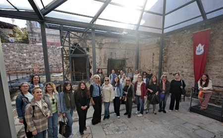 Sanat ve tarihi buluşturan Kıllıoğlu Hamamı’na yoğun ilgi