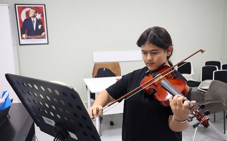 Geleceğin sanatçıları İsmail Baha Sürelsan Konservatuvarı’nda yetişiyor