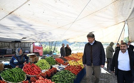 Başkan Kocaman Ataşehir Pazarı’nda Esnafla Bir Araya Geldi