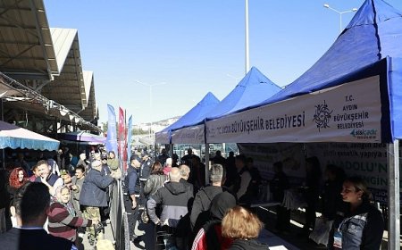 Aydın Büyükşehir Belediyesi Binlerce Kışlık Fideyi Kuşadalılar ile Buluşturdu