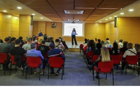 Büyükşehir’de personele “Aile İçi İletişim” eğitimi