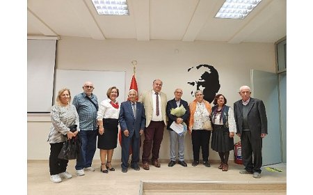 Hidayet Karakuş, Atatürk’ün eğitime ve öğretmene verdiği önemi anlattı