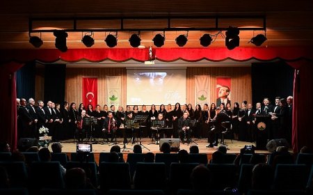 Osmangazi’de Ulu Önder Sevdiği Türkülerle Anıldı