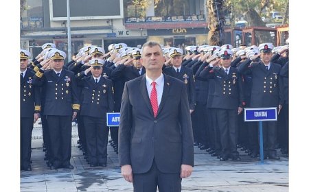 Gazi Mustafa Kemal Atatürk Gölcük´te Törenle Anıldı