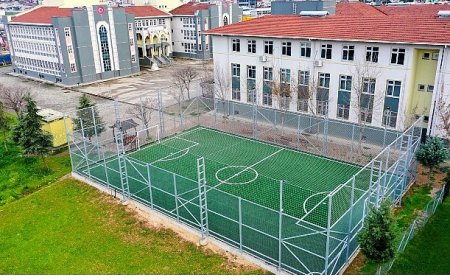 Büyükşehir’den kırsala 12 futbol sahası