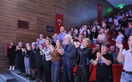 Konak Ata’sını duygu dolu oratoryo ile andı