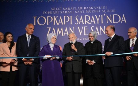 Topkapı Sarayı Saat Müzesi kapılarını açtı