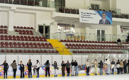 Buz Sporları Salonu yeni sezona hazır
