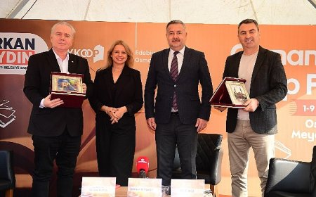 Osmangazi Kitap Fuarı Zengin İçeriğiyle Sürüyor