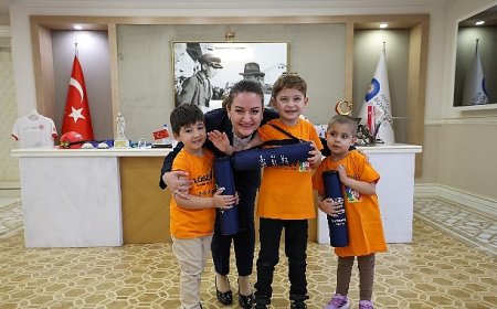 Başkan Vekili Özdemir LÖSEV’li çocuklarla buluştu