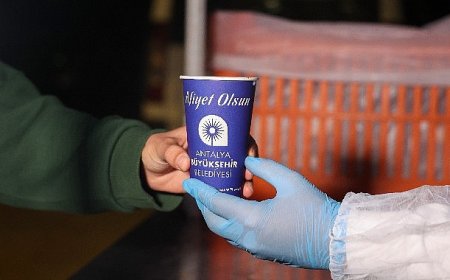 Büyükşehir’den soğuk sınav haftasında öğrencilere iç ısıtan ikram