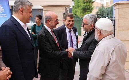 Başkan Pekyatırmacı Şeker Mahallesi’nde vatandaşlarla buluştu