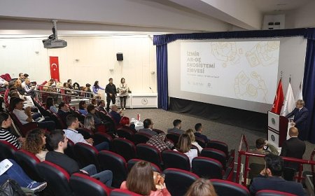 “İzmir’i teknolojiyi ihraç eden bir kente dönüştürmek için çalışıyoruz”