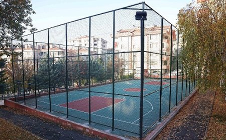 Çankaya Belediyesi 19 Parkında Spor Alanlarını Yeniledi
