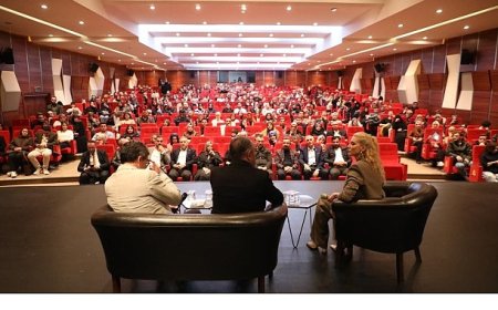 İnegöl Kitap Günleri Tüm Coşkusuyla Sürüyor