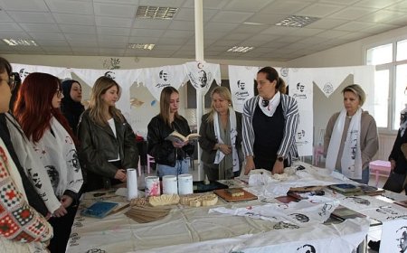 EÜ’de “Atatürk Temalı Tahta Kalıp Baskı Sanatı” atölye çalışması yapıldı