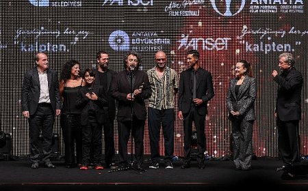 Altın Portakal’ın galibi ‘Tavşan İmparatorluğu’