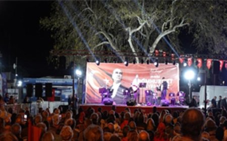 “Cumhuriyet Her Yerde” bayram coşkusunu doruğa çıkardı