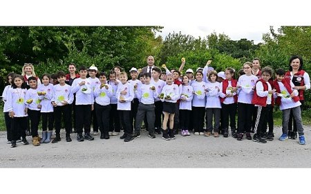 Çocuklar tarımı Lider Çocuk Tarım Kampı’nda öğreniyor