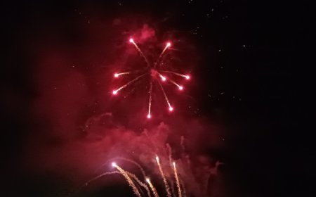 Bilecik Pazaryeri’nde coşku gökleri aydınlattı