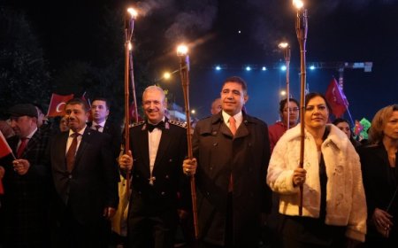 Düzce’de binlerce kişi Cumhuriyet Yürüyüşünde buluştu