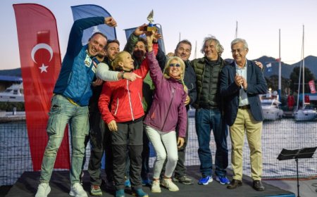 İzmir’de 102 millik parkur Cumhuriyet Kupası ile taçlandı