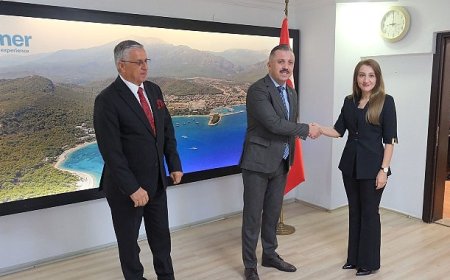 Kemer’de Cumhuriyet Bayramı coşkusu