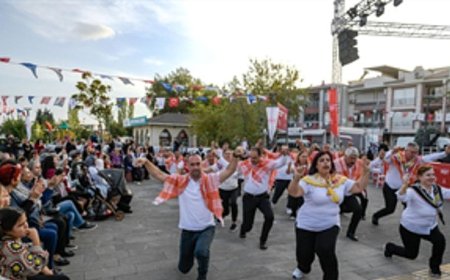 İzmir, Cumhuriyet coşkusuna hazır