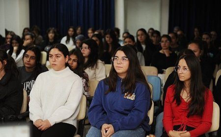 KARGEM’de kız öğrencilere kadın sağlığı eğitimi