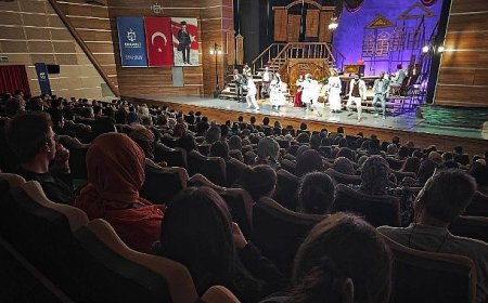 Şehir Tiyatroları, perdeyi Gebze’ye taşıdı