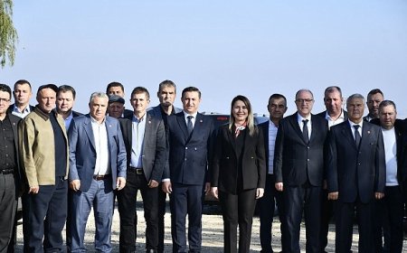 Malkara Belediye Başkanı Nergiz Karaağaçlı Öztürk Muhtarlarla Kahvaltı Programında Bir Araya Geldi
