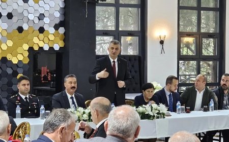 Gölcük’te Muhtarlar Günü Törenle Kutlandı