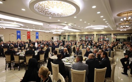 Sakarya’da Başkan Alemdar muhtarlarla buluştu