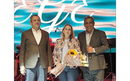 20. Ayvalık Uluslararası Zeytin Hasat ve Turizm Festivali’nde müzik dolu gece…
