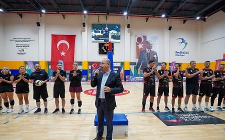 Atatürk Kupası Voleybol Turnuvası Başladı