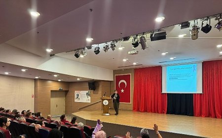 Çiğli Belediyesi’nden meme kanseri farkındalık semineri
